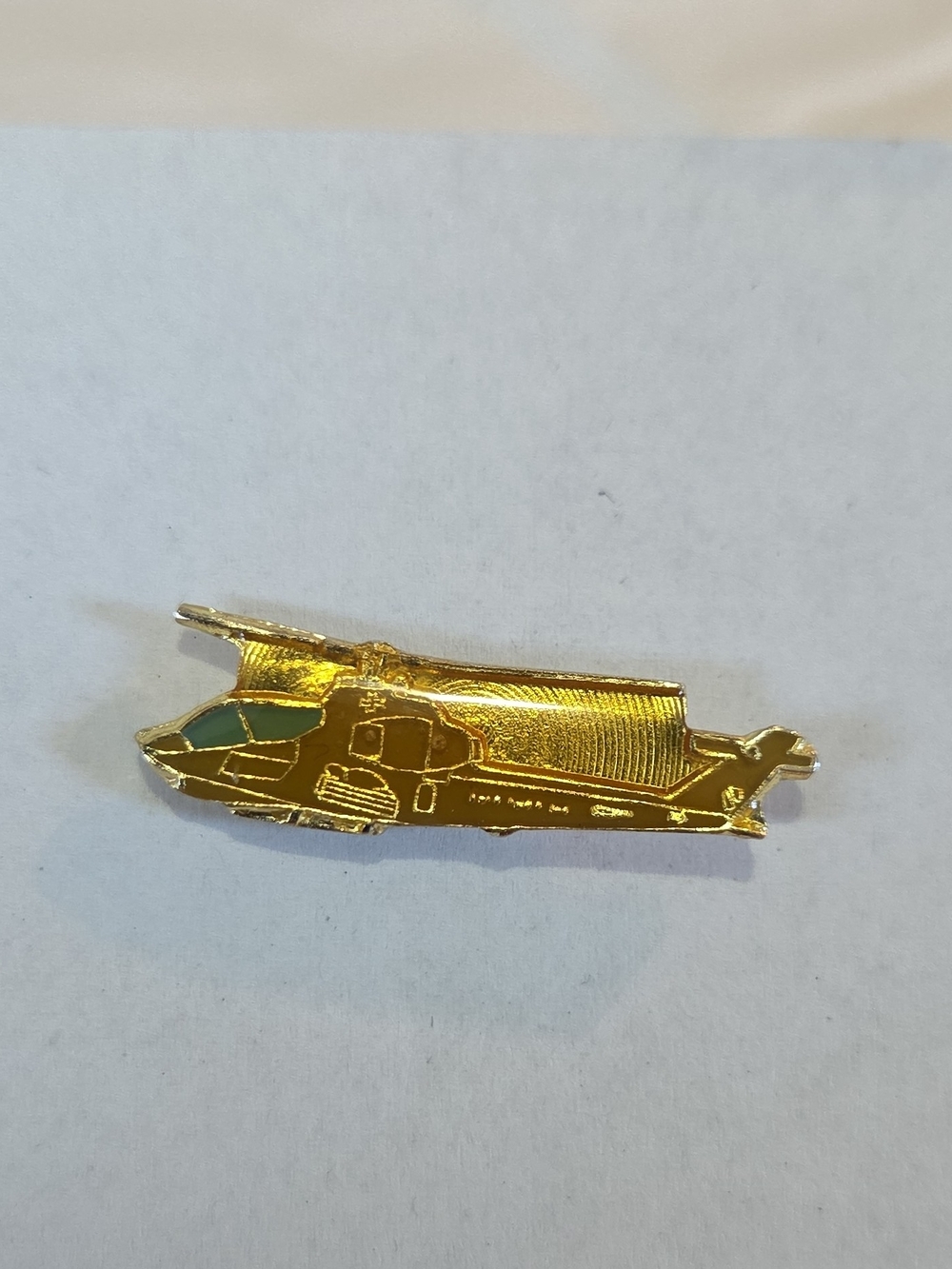 Vintage AH-1G Military Helicopter Aircraft Gold Tone Enamel Lapel Pin Pinback